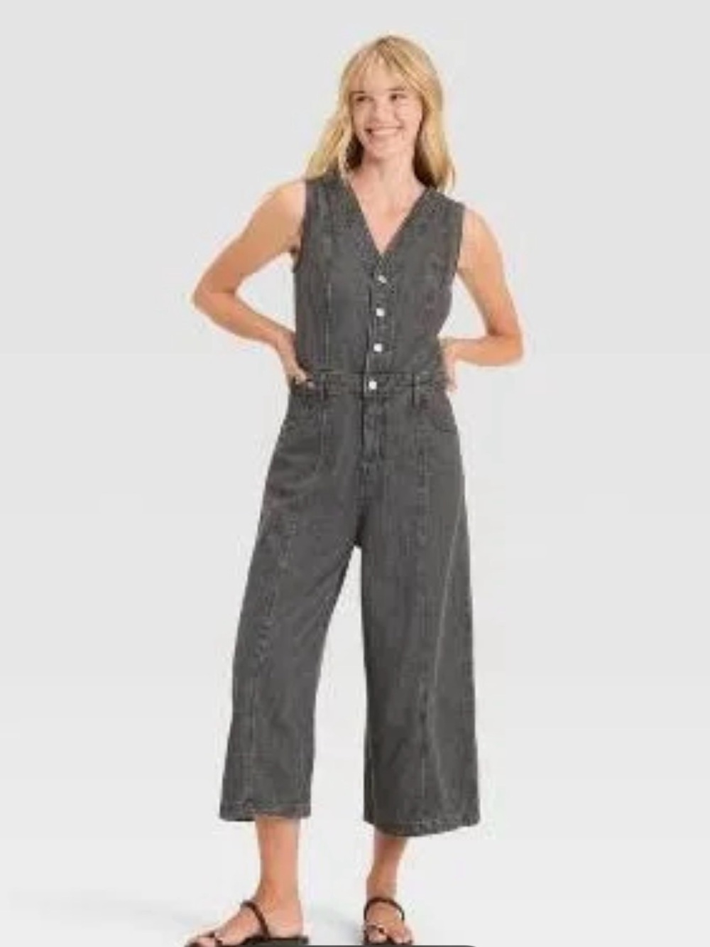 Women's Cropped Sleeveless Denim Jumpsuit - Universal Thread Black Wash Size 16